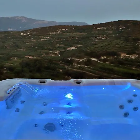 Amvikas Suites-sitia, By Comfortbnb Sitia (Crete)